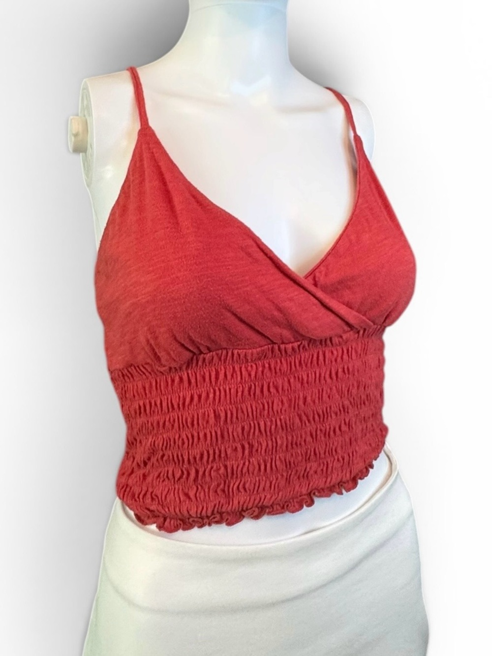 Me To We Smocked V-Neck Wrap Crop Top Cami Bralette Red Size M
